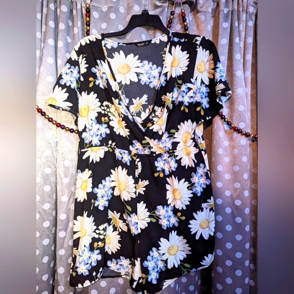 SHEIN Curve Floral Short Jumper/Romper 1x (14)